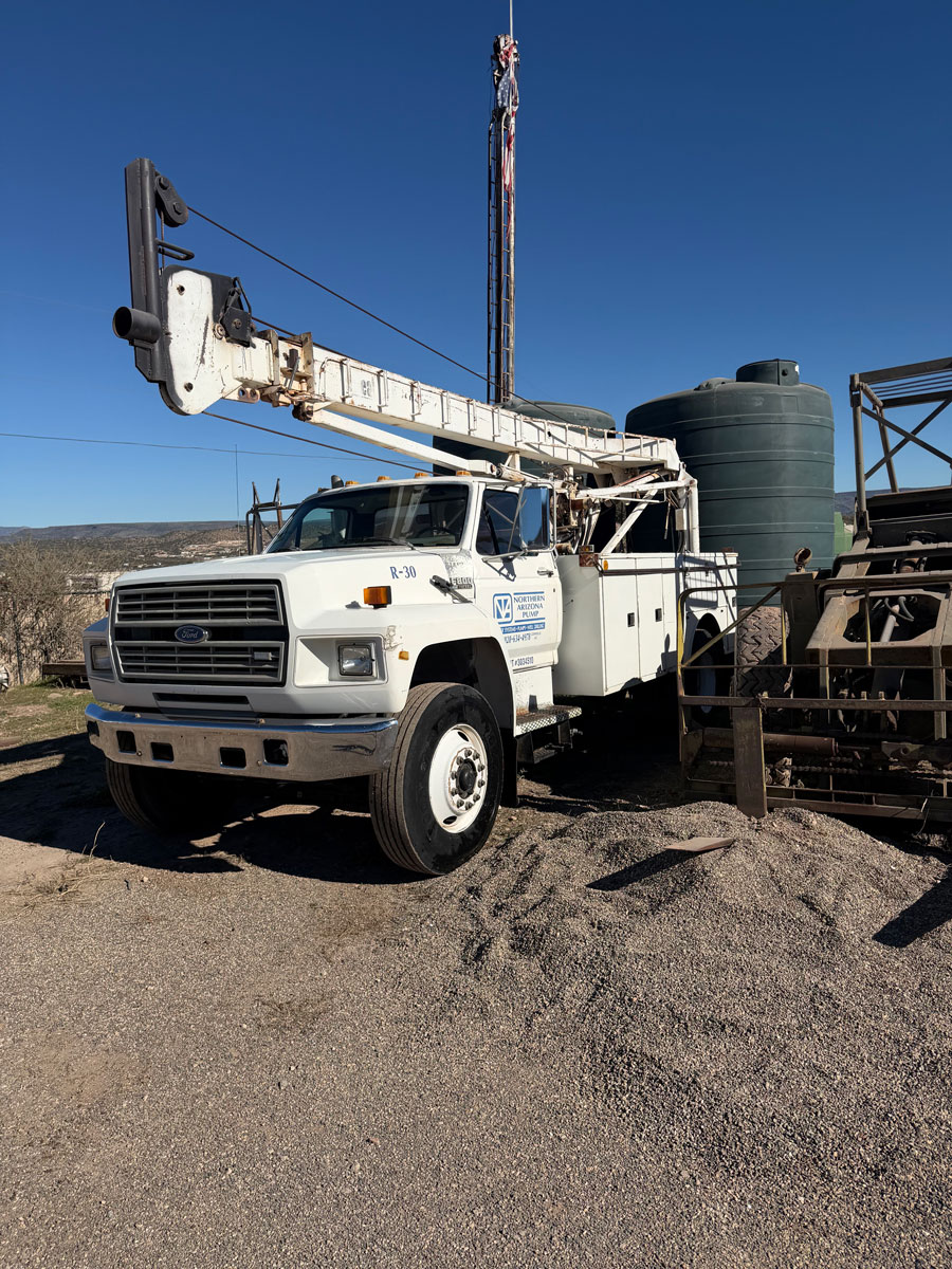 1994 Smeal 10T Pump Hoist